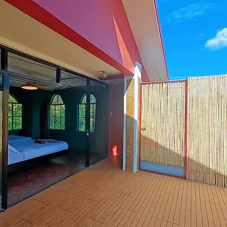 80 Bar Hostel-3